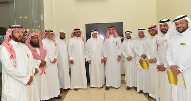 معالي مدير جامعة الملك فيصل يزور مؤسسة قبس 